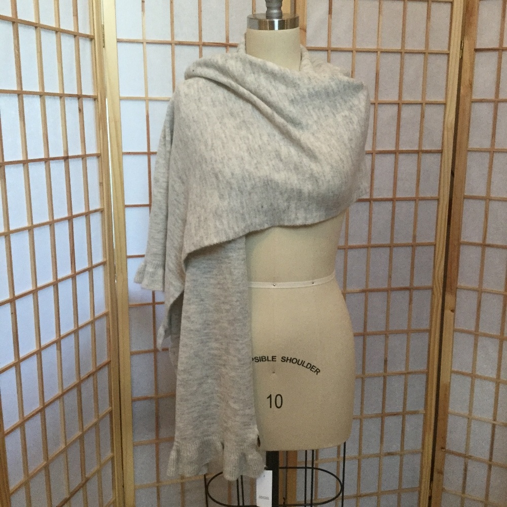 LOFT gray scarf NWT